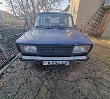 ВАЗ 2105 синяя на полном ходу цена 500 уе