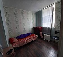 Предлагаются к продаже две комнаты в малонаселённой коммунальной ...