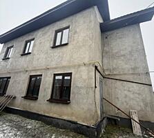 В продаже предлагается новый двухэтажный дом, построенный из ...