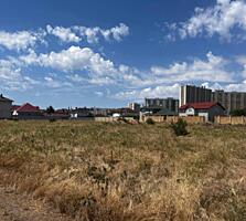 В продаже участок в Лесках, на улице Кипарисовая (район Хуторок). ...