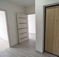 Продается 1-комнатная квартира с ремонтом в светлых тонах на 2 этаже .