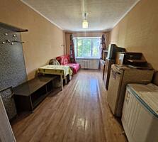 Предлагается к продаже комната в коммунальной квартире на пять семей. 