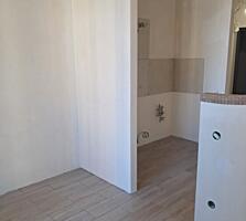 1 комнатная с ремонтом ЖК Акрополь