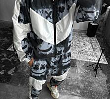 Спортивный костюм