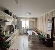 Продам 2-х комнатную с ремонтом.