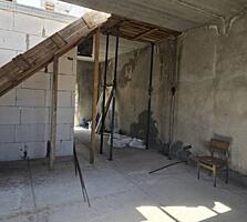 В продаже двухэтажный таунхаус в коттеджном городке в Прилиманском. ..