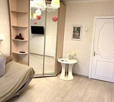 Продам трехкомнатную квартиру на Таирова