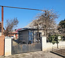 Продам два дома на участке, район Ленпоселка.