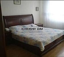 Продається простора 1-кімнатна квартира на вул. Гришка, 9, всього в 3 