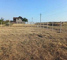 В продаже земельный участок общей площадью 20 соток, легко делится на 