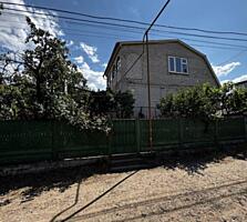 Предлагается к продаже капитальный дом в Великодолинском. Дом в жилом 