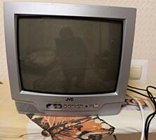 Телевизор "JVC".