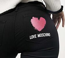 Джинсы LoveMoschino