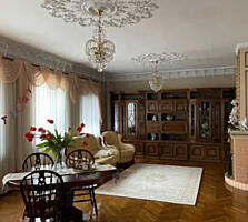 Продам дом у моря, Молодая гвардия/Кишиневская