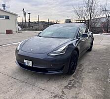 Отличный Автомобиль! Хорошая комплектация! Пишите можно на обмен.