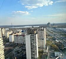 Продаж 2-х кімнатної квартири вул. Мишуги 12 ,Площа :70/36/13,5 кв.м. 