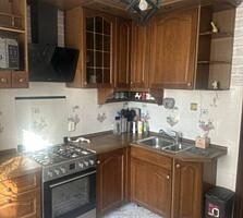 Продаётся двухкомнатная квартира на отличном втором этаже. В квартире 