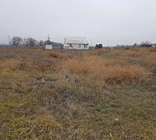 В продаже участок в Дальнике. Площадь участка 7 соток., есть гос ...