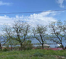 Угловой участок на Литературной с видом на море