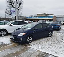 Экономичная и надёжная Toyota Prius 30 в отличном состоянии! 12.2013г.