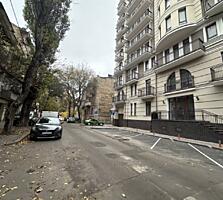 В продаже уютная, теплая двухкомнатная квартира в новом сданном доме .