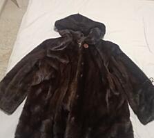 Продам шубу Норка в отличном состоянии.