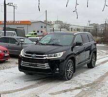 Отличный Автомобиль! Хорошая комплектация! Пишите можно на обмен.