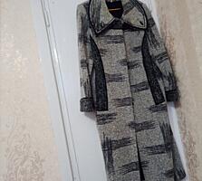 Продам пальто весна--осень в стиле березка! Размер 52 рост 1-65!