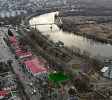 Участок 6.5 соток в центре Тирасполя с видом на Днестр под коммерцию