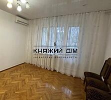 3 комн, вул. Зоологічна, 6в., поверх 1.Будинок панельний, побудований 