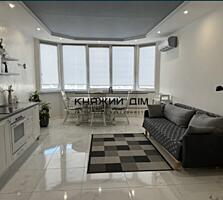 Простора 2-кімнатна квартира біля метро Осокорки за адресою: вул. ...