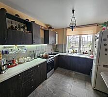 Продам двухэтажный дом в с. Молодёжное, СОГ «Волна». Тёплый, уютный ..