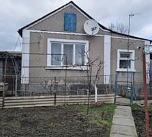 Продам два дома. Первый дом общей площадью 31 кв. ; комната площадью .