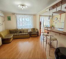 Просторная квартира на Фонтане / Педагогическая.