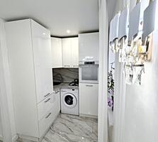 3-комнатная с мебелью и техникой на Кр. Казармах - Скорая помощь. Торг