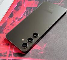 Samsung Galaxy S 24 8/256 gb