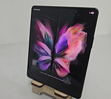 Samsung Galaxy Z Fold 3