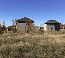 Предлагается к продаже земельный участок общей площадью 10 соток в ...
