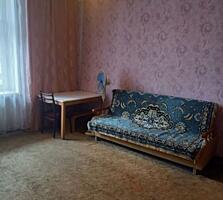 Сталинка на Приморской. Центр. 2 комнаты.