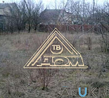 Продам участок на Гребном канале.