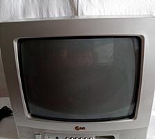 Продаю телевизор LG 37 см. Цена= 250 рублей. Вайбер. Телеграмм.