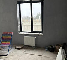 Продам двухэтажный дом 270 кв. м., Совиньон.