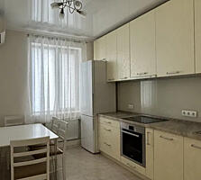 Двухкомнатная квартира с ремонтом на Среднефонтанской, возможен обмен!