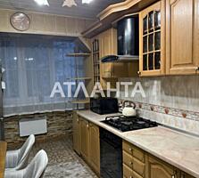 Просторная 3-комнатная квартира в кирпичном доме на Таирова.