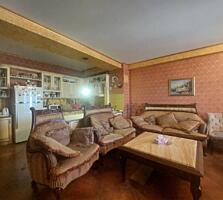 Продаётся просторная двухуровневая квартира в престижном районе ...