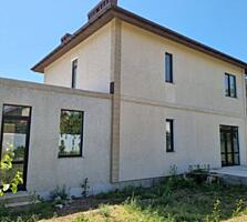 В продаже дом возле озера (под внутреннюю отделку) с гаражом и ...