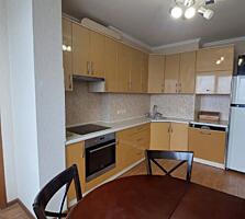 Продается просторная 2-комнатная квартира ул. Бреуса