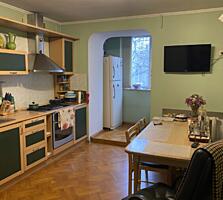 4-комнатная квартира в Аркадии ул. Посмитного, кирпичный дом