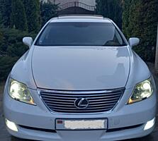 Продаю Lexus LS460