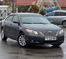 Продам Toyota Camry 40